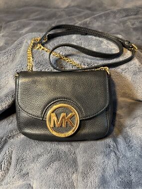 Michael by Michael Kors Fulton Black Pebbled Leather Crossbody Gold MK Emblem